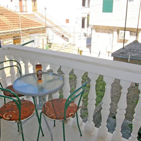 Apartment Jurica *