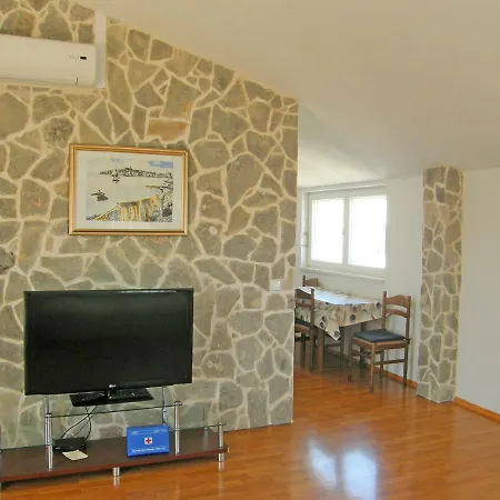 Apartment Jurica Primosten